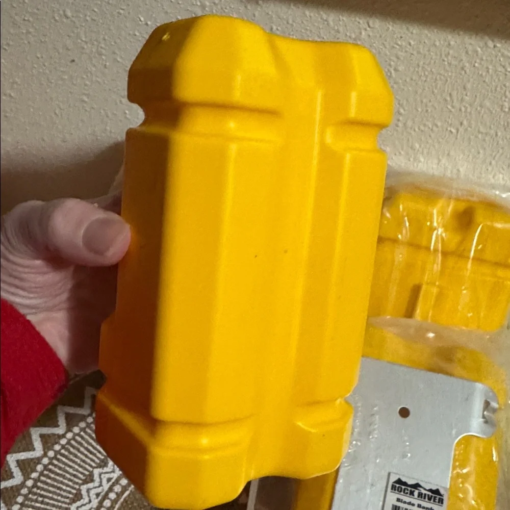 New - 4 Fastenal Rock River Blade Banks made in USA